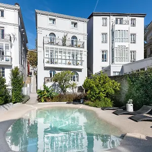 el-balcon-de-la-bahia-suites.bilbaohotelsspain.com/