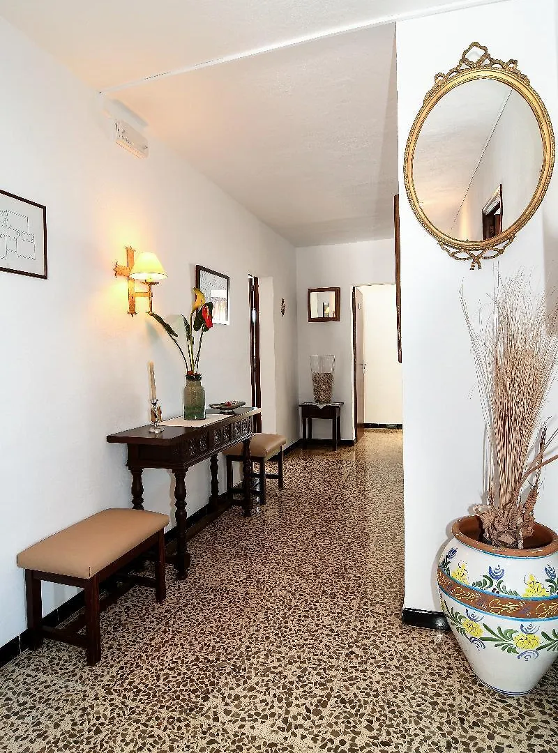 Gasthof Hostal La Ceiba Cala D´Or