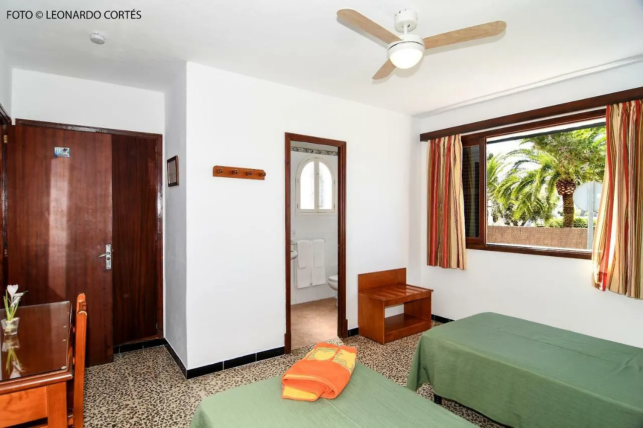 Hostal La Ceiba Cala d'Or  Guest house Cala d'Or (Mallorca)