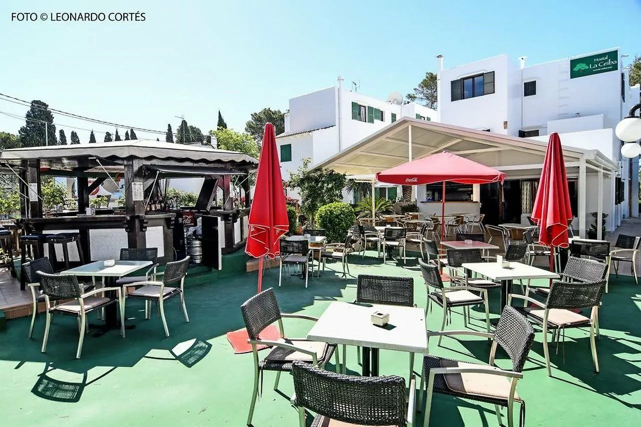 Hostal La Ceiba Cala d'Or  Guest house